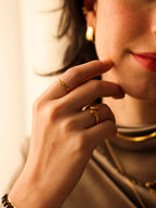 Anillo Curva Moderna