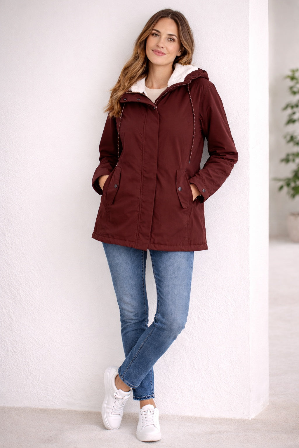Judith | Parka Impermeable Mujer con Capucha Forrada