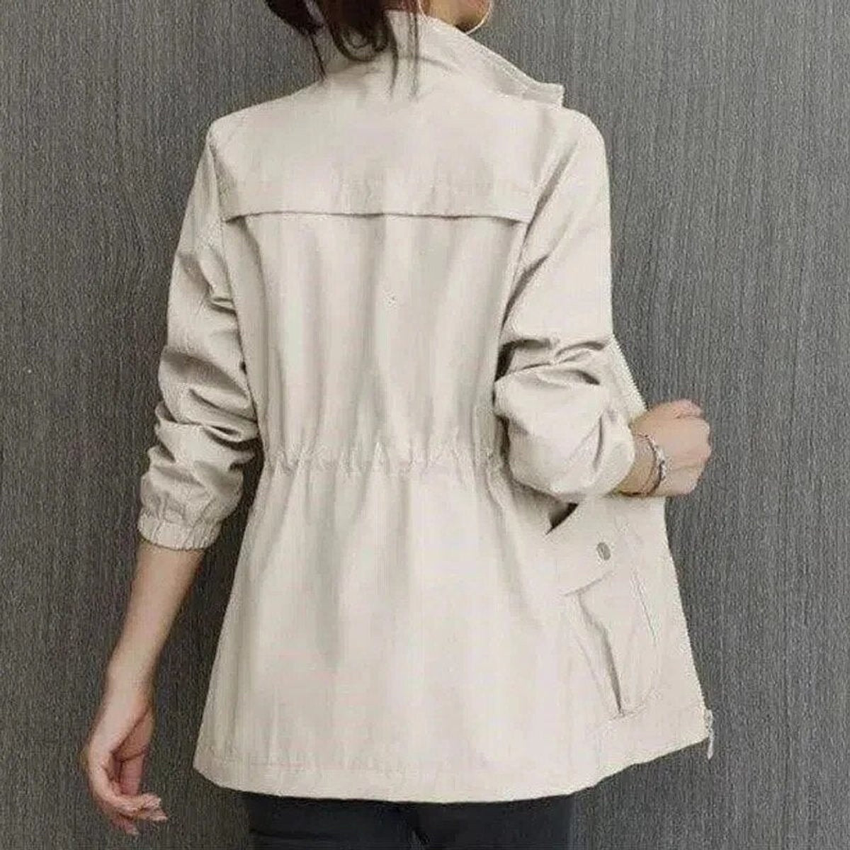 Nekane | Chaqueta Militar Ligera Mujer Cremallera Cintura Ajustable