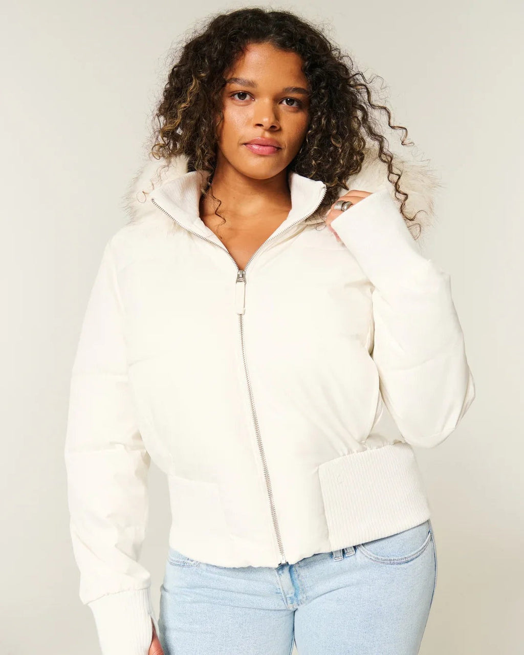 Isadora | Chaqueta de Plumas Mujer con Capucha Piel Sintética