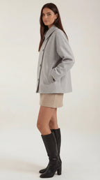 Amanda – Abrigo Asimétrico Oversize Caqui