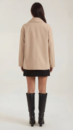 Amanda – Abrigo Asimétrico Oversize Caqui