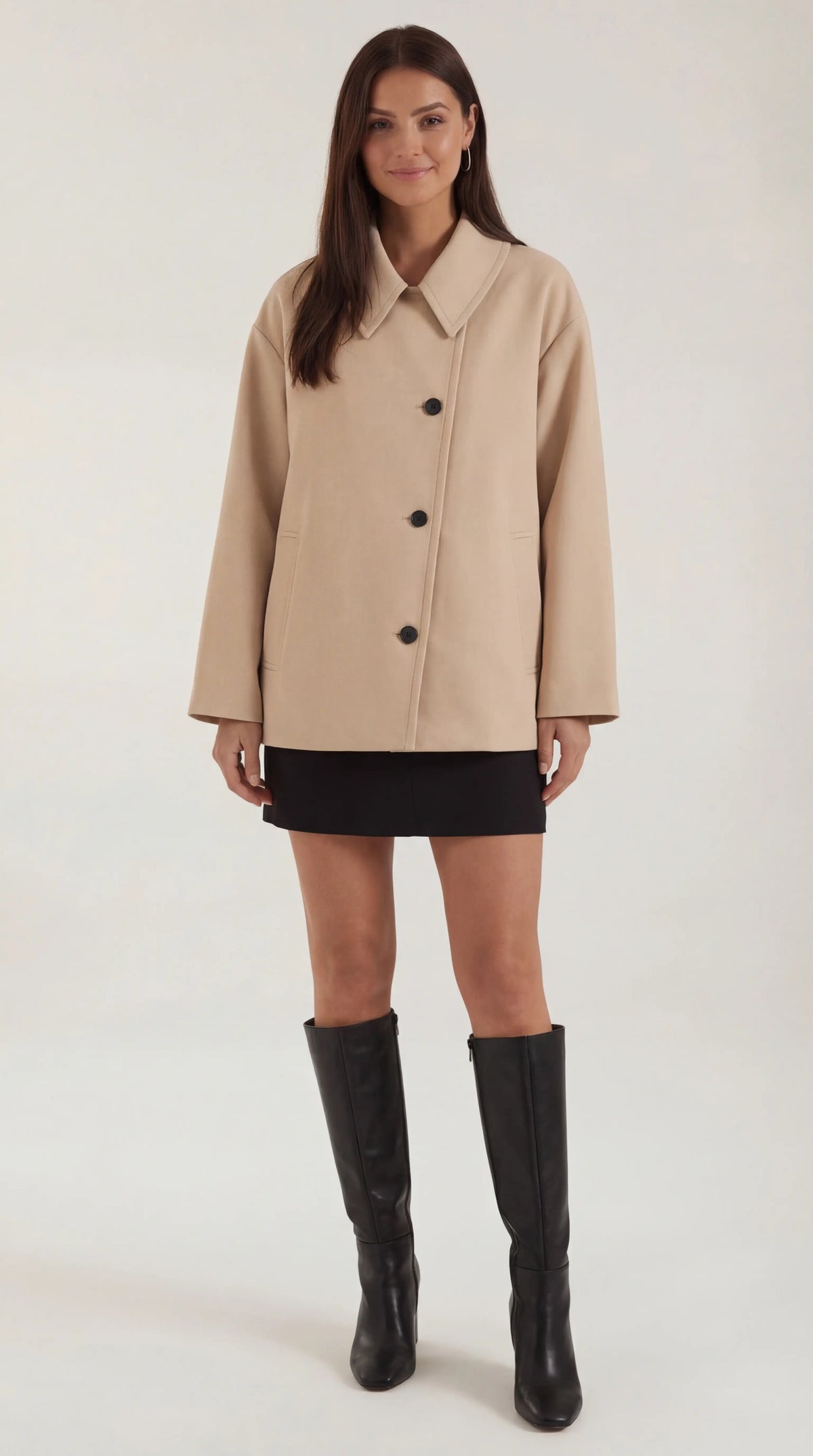 Amanda – Abrigo Asimétrico Oversize Caqui