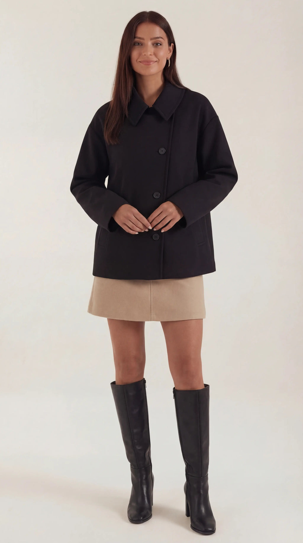 Amanda – Abrigo Asimétrico Oversize Caqui