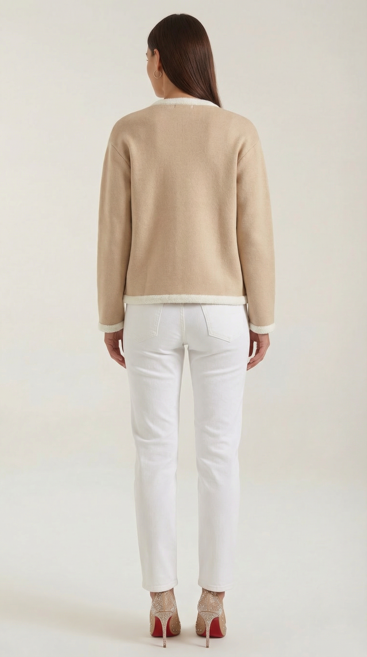Diana – Cárdigan Beige de Estilo Parisino
