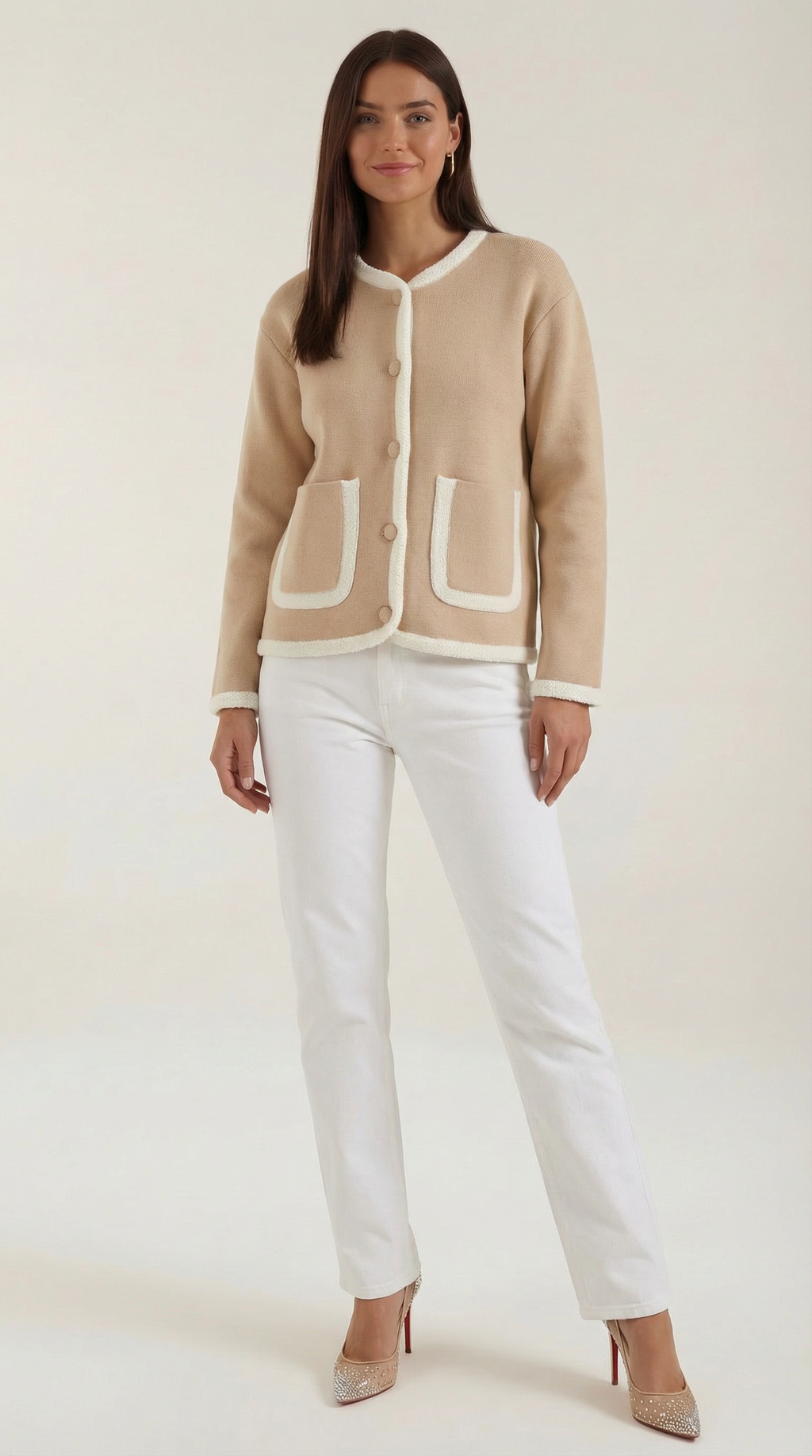 Diana – Cárdigan Beige de Estilo Parisino