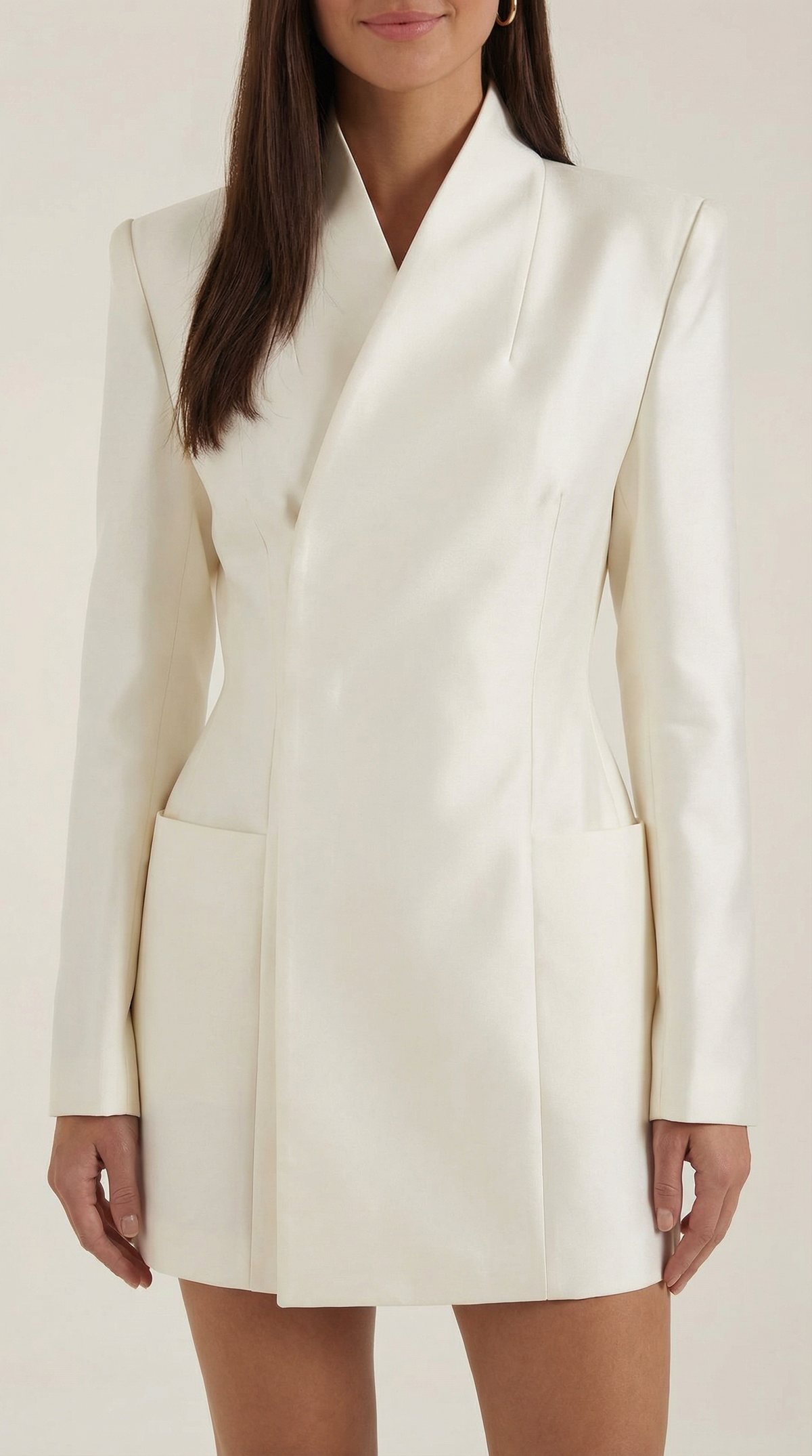Garena – Blazer Blanco de Corte Impecable