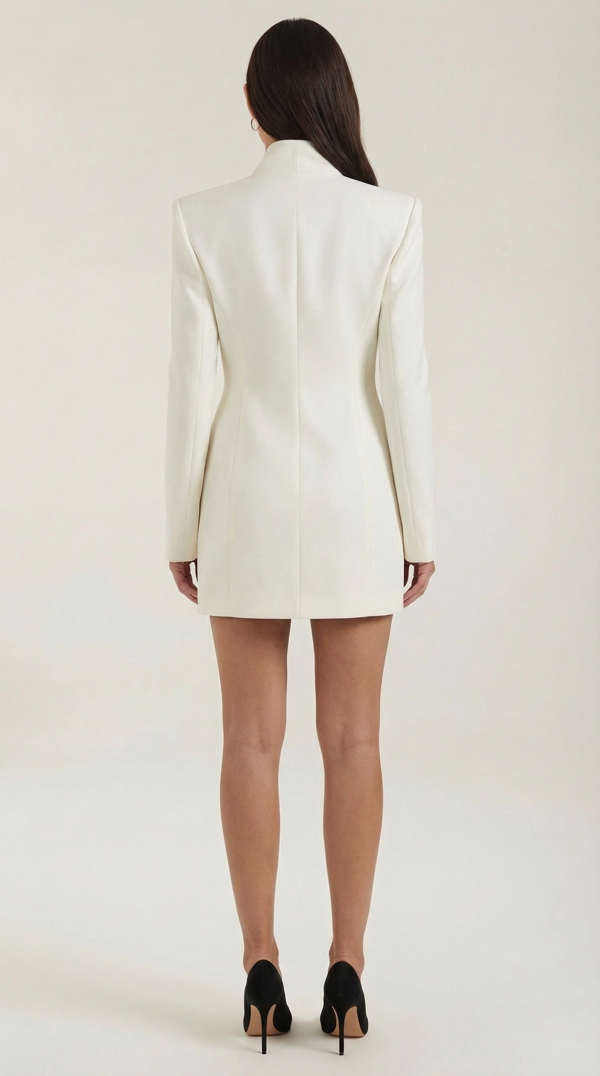 Garena – Blazer Blanco de Corte Impecable