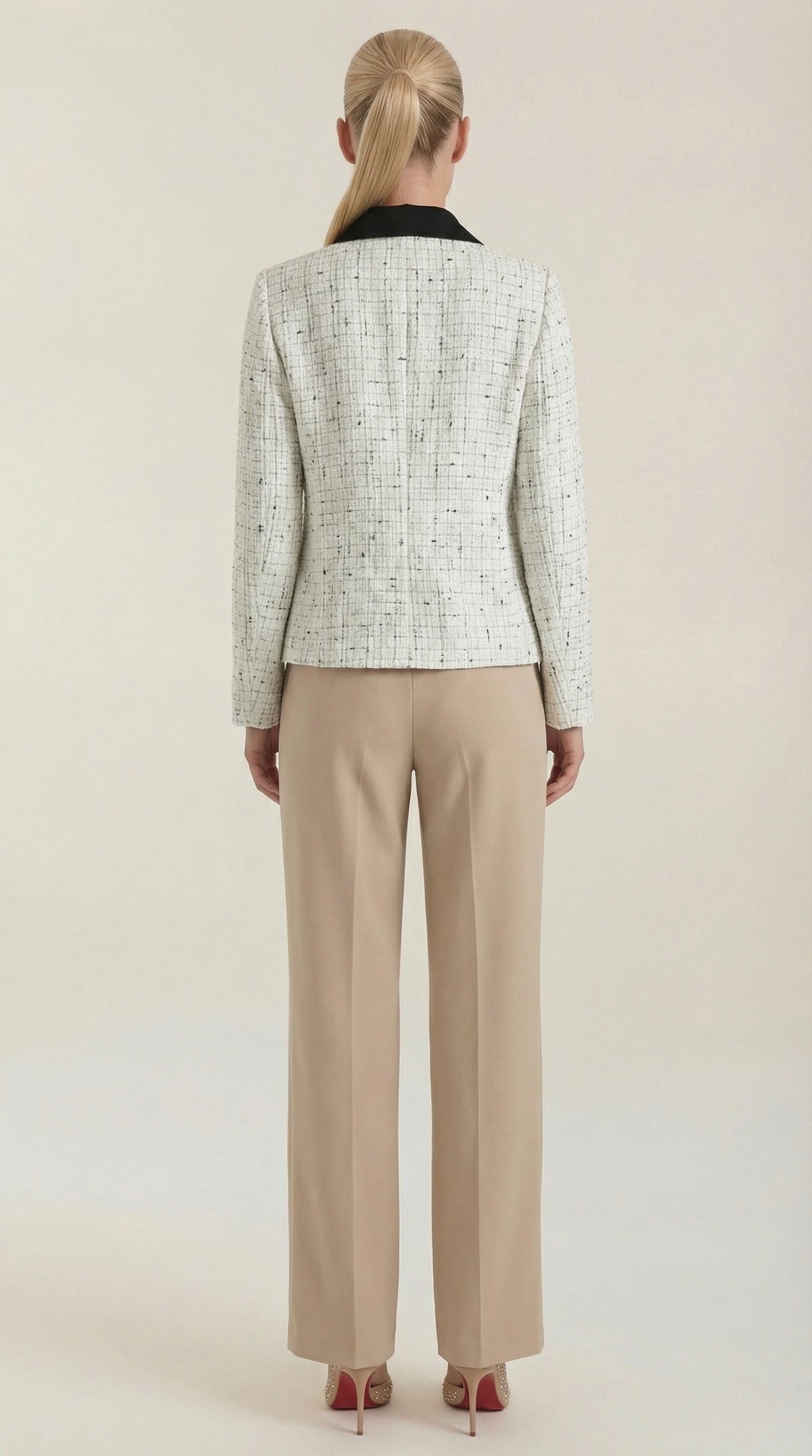 Heidi – Chaqueta de Tweed Blanca con Cuello a Contraste