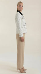 Heidi – Chaqueta de Tweed Blanca con Cuello a Contraste