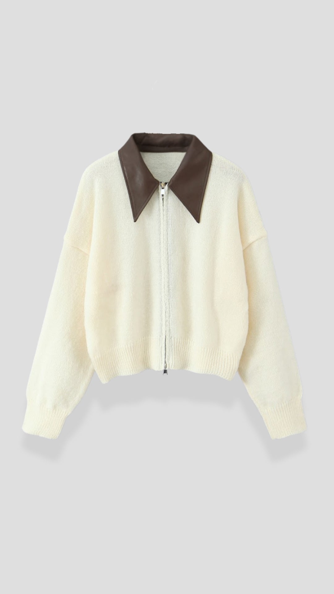 Irene – Chaqueta de Punto Corta con Cuello