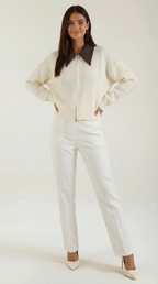 Irene – Chaqueta de Punto Corta con Cuello