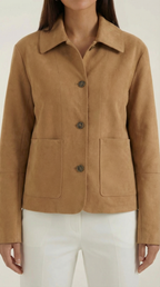 Julie – Chaqueta Suave Camel con Botones