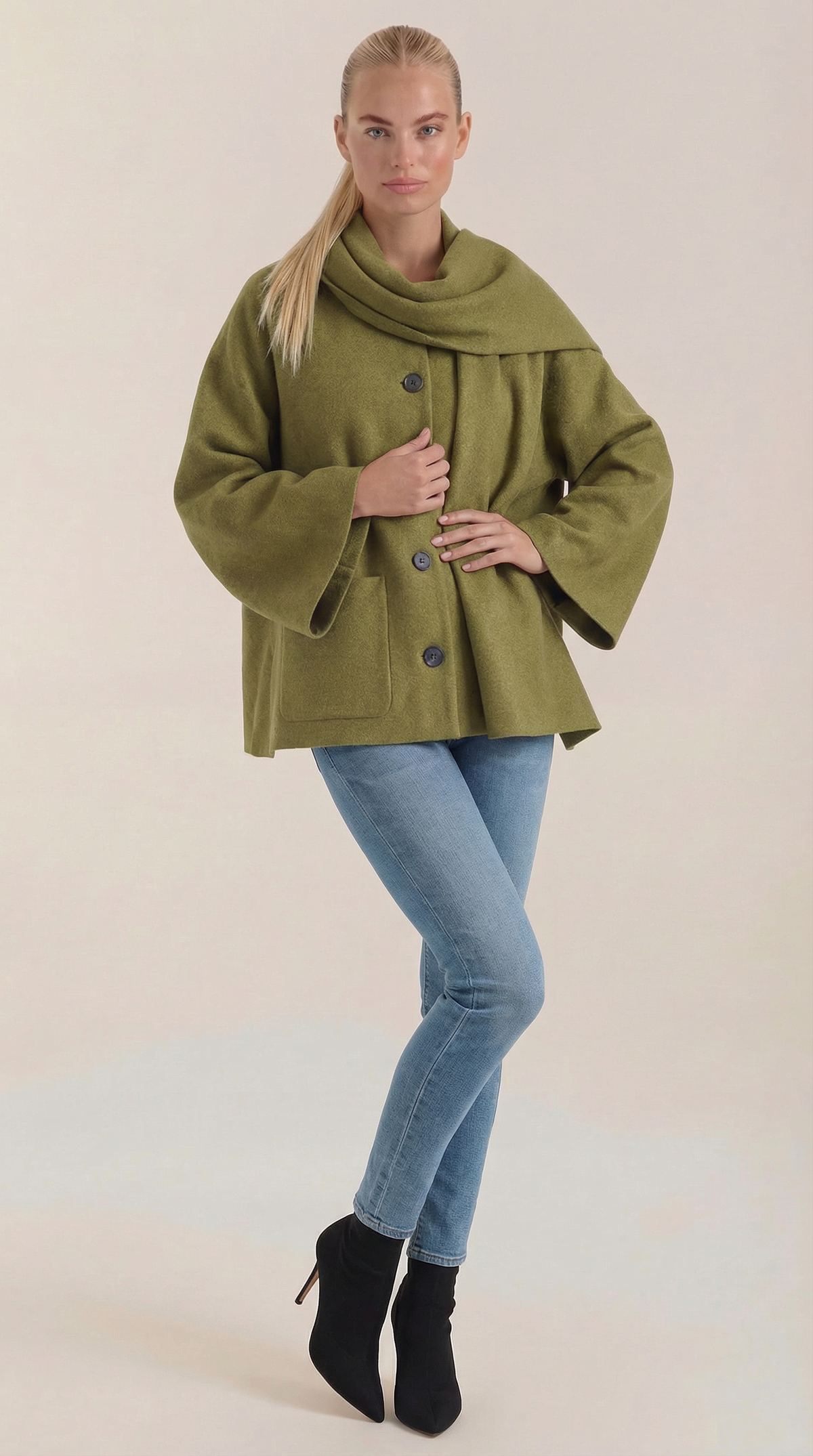 Kristina – Abrigo Capa Gris
