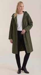 Margie – Chaqueta Impermeable Negra con Capucha