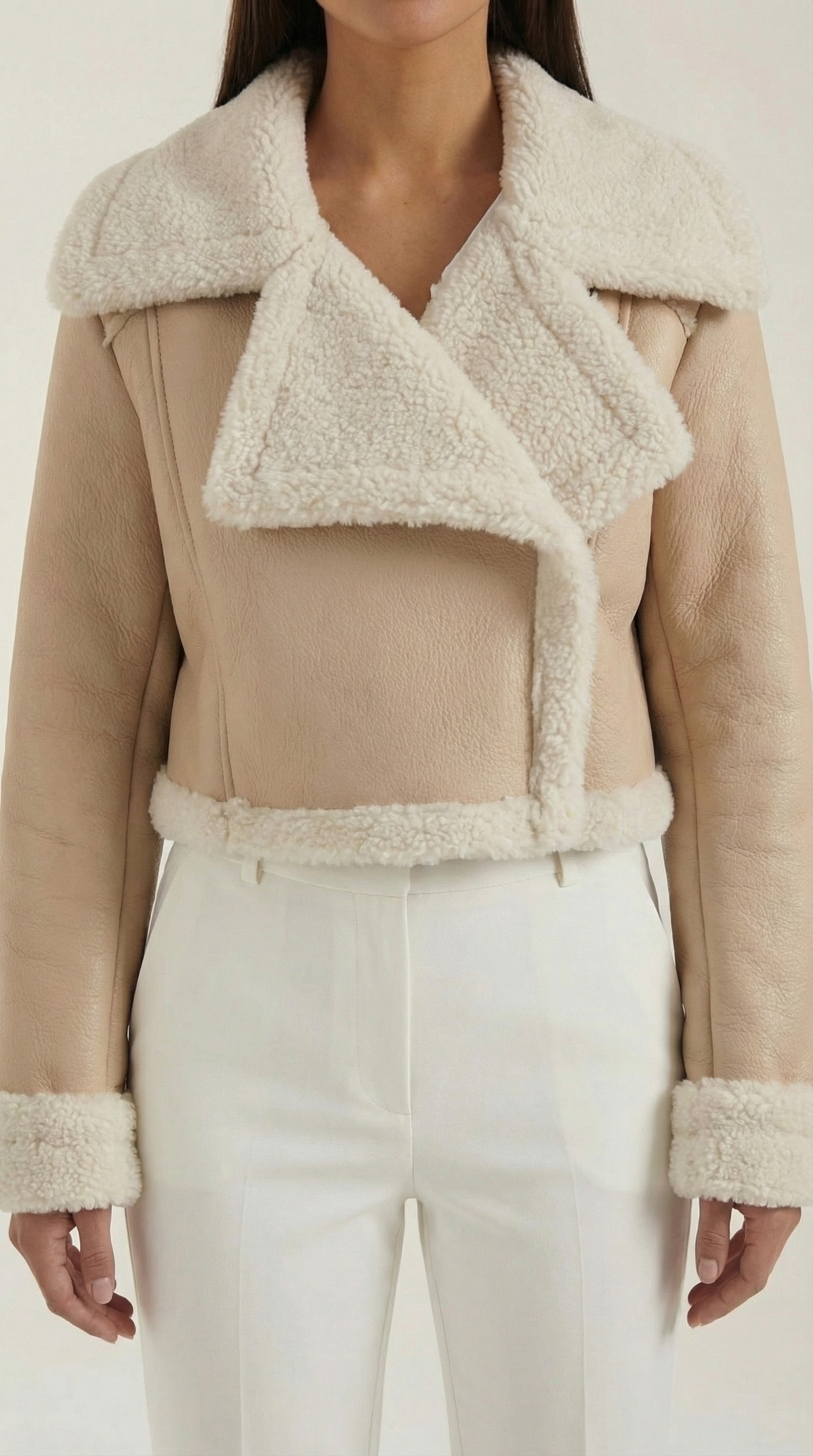 Marie – Chaqueta Polar Corta Negra