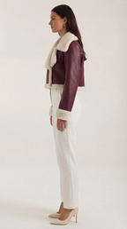 Marie – Chaqueta Polar Corta Negra
