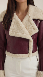 Marie – Chaqueta Polar Corta Negra