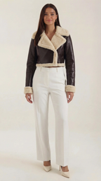 Marie – Chaqueta Polar Corta Negra
