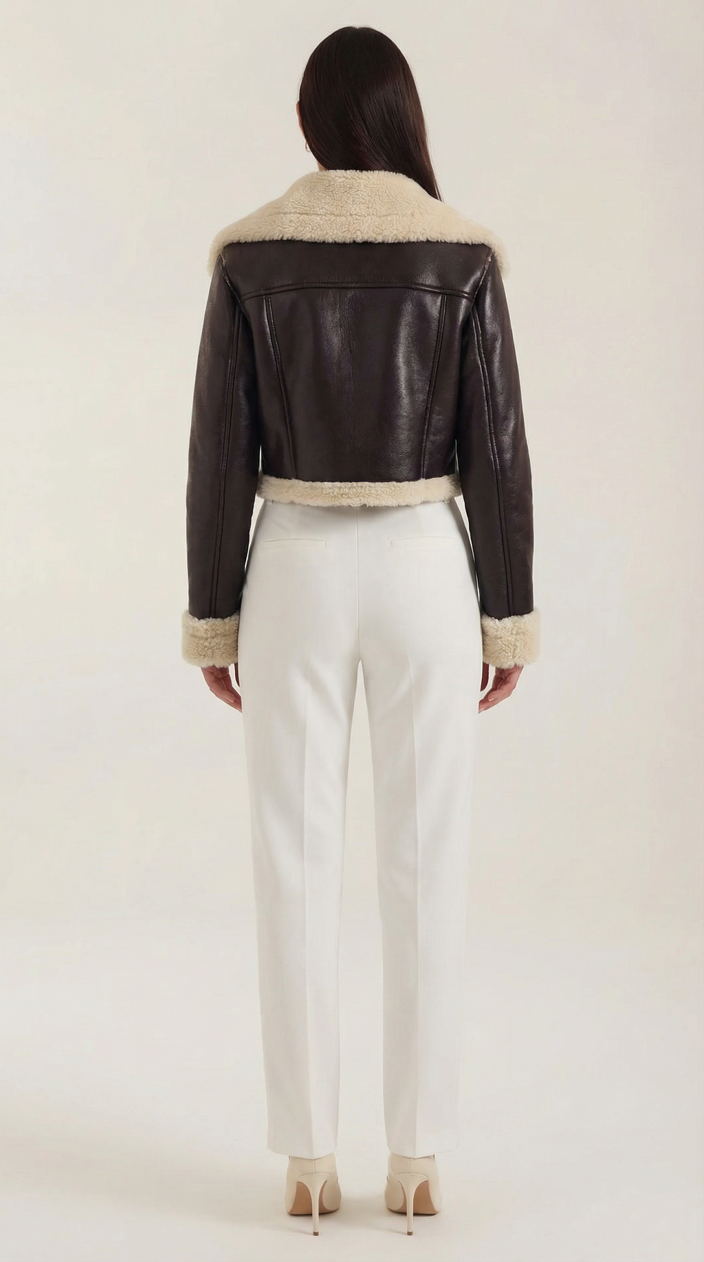 Marie – Chaqueta Polar Corta Negra