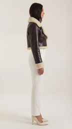 Marie – Chaqueta Polar Corta Negra