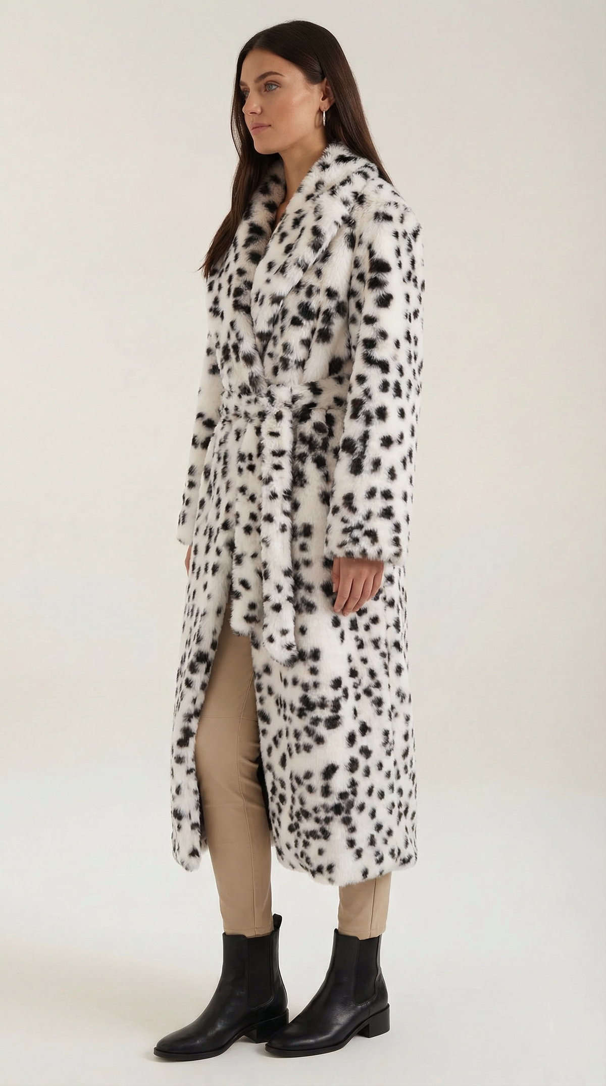 Morgana – Chaqueta Larga de Piel Sintética Blanca