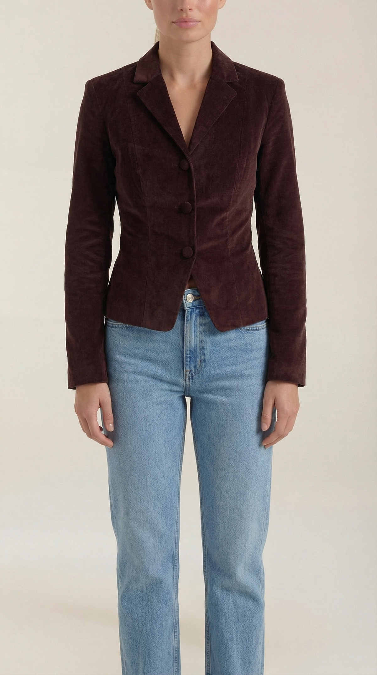 Natasha – Chaqueta de Terciopelo Marrón con Botones